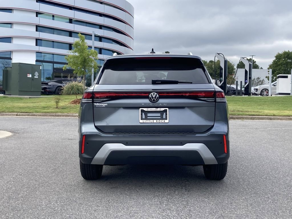 New 2025 Volkswagen Tiguan S image 4