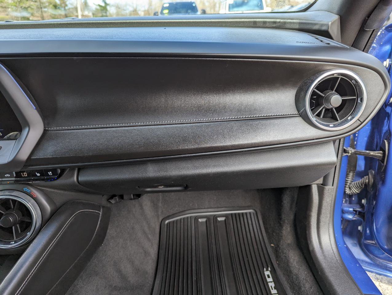 Used 2019 Chevrolet Camaro SS image 31