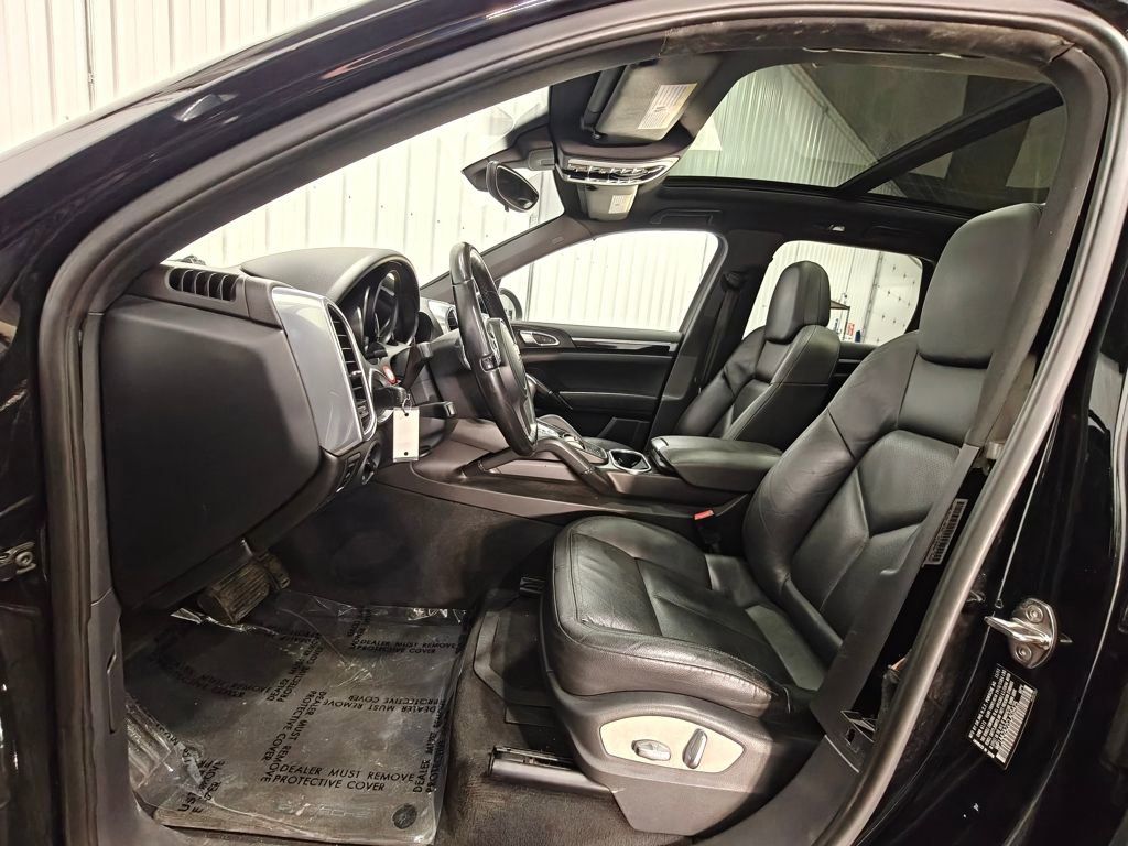 Used 2012 Porsche Cayenne image 23