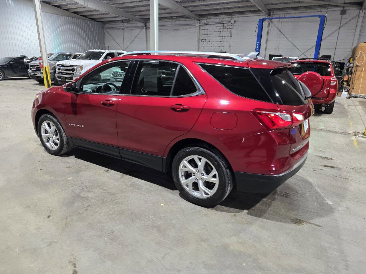 Used 2018 Chevrolet Equinox LT w/ Sun & Infotainment Package AWD/4WD image 8