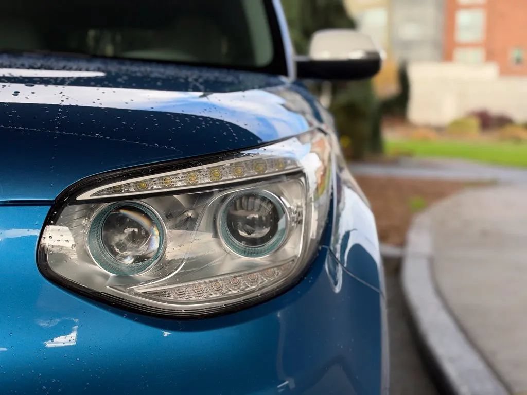 Used 2016 Kia Soul EV FWD image 12
