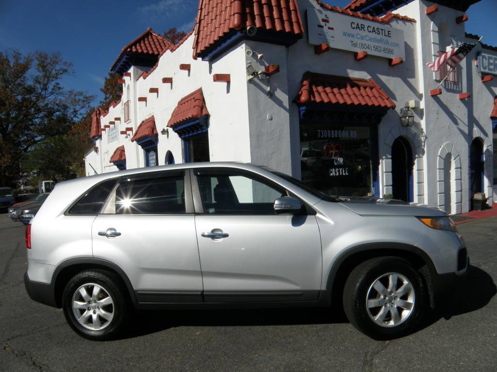 Used 2012 Kia Sorento LX image 1