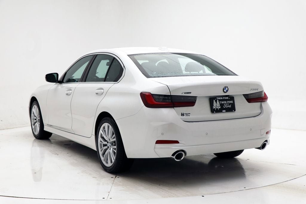 Used 2024 BMW 330i xDrive Sedan AWD/4WD image 7