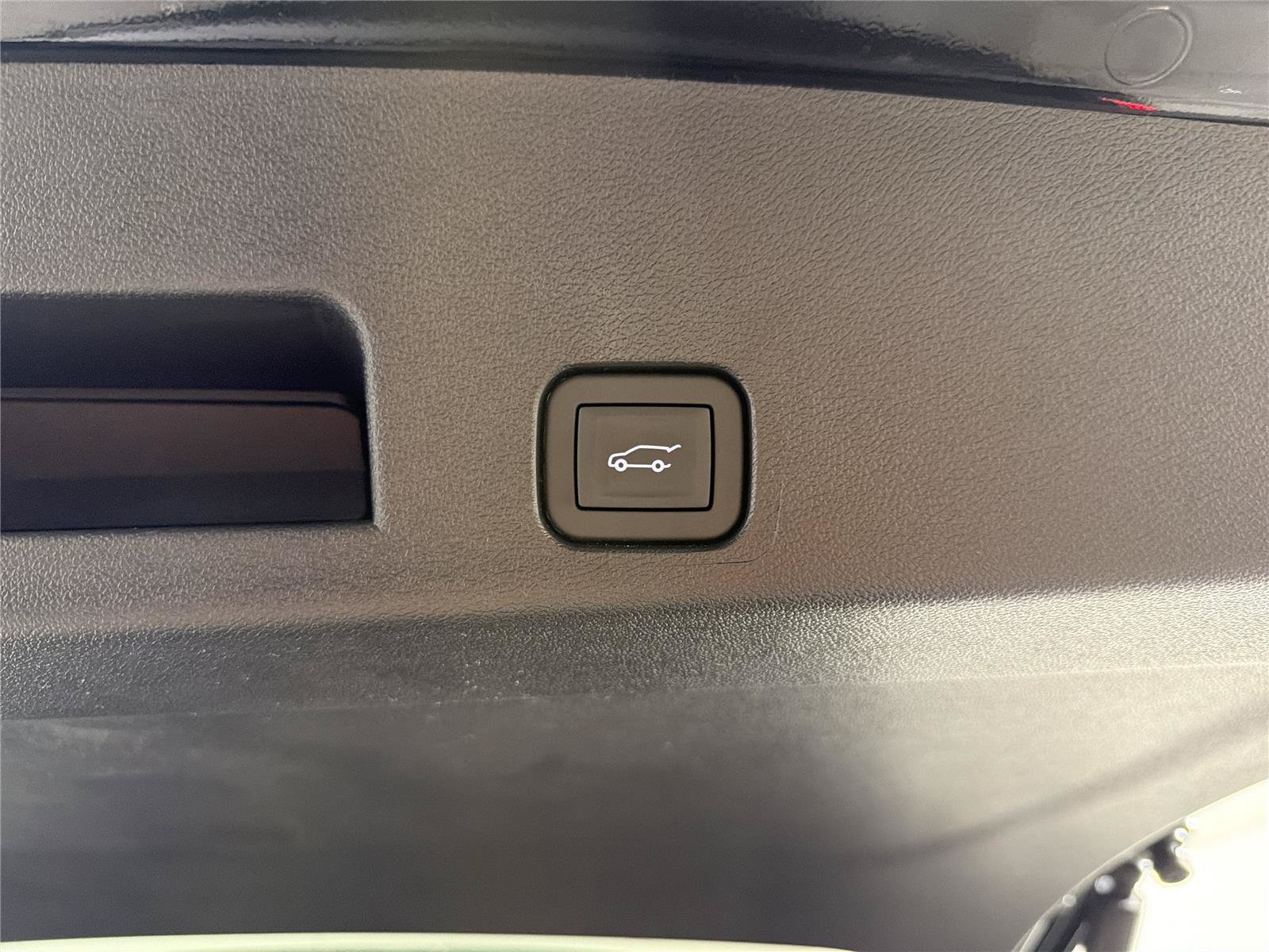 New 2026 GMC Acadia Elevation w/ Black Edition FWD image 18