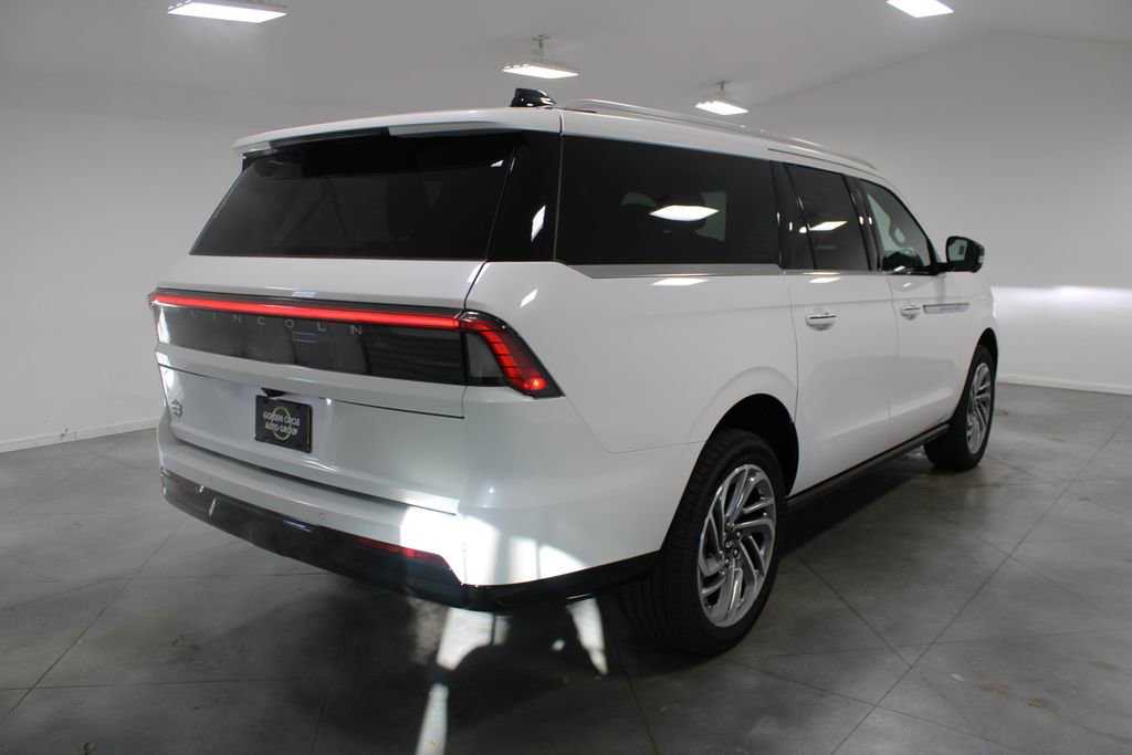 New 2026 Lincoln Navigator L Reserve image 8