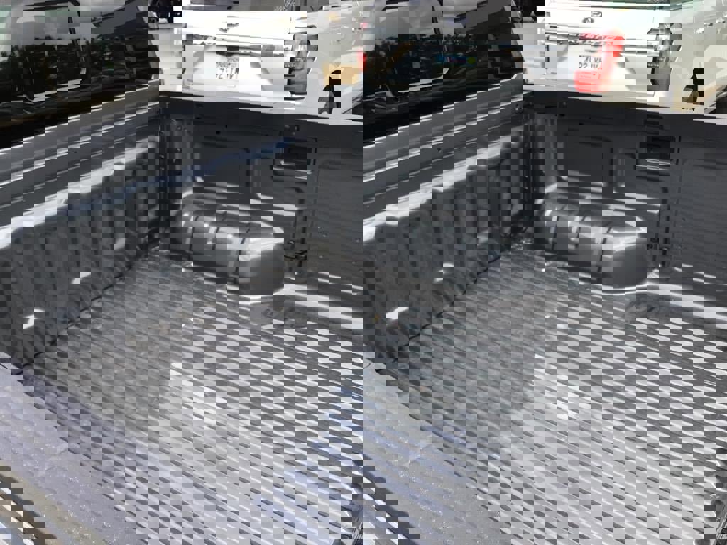 New 2025 Ford Ranger XLT w/ FX4 Off-Road Package image 16