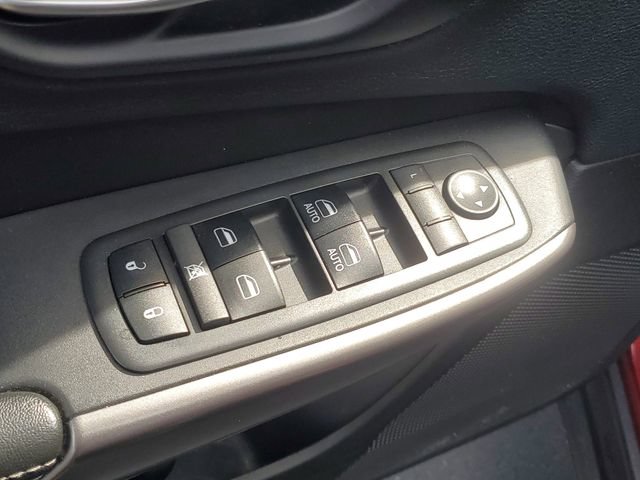 Used 2019 Jeep Cherokee Limited AWD/4WD image 17