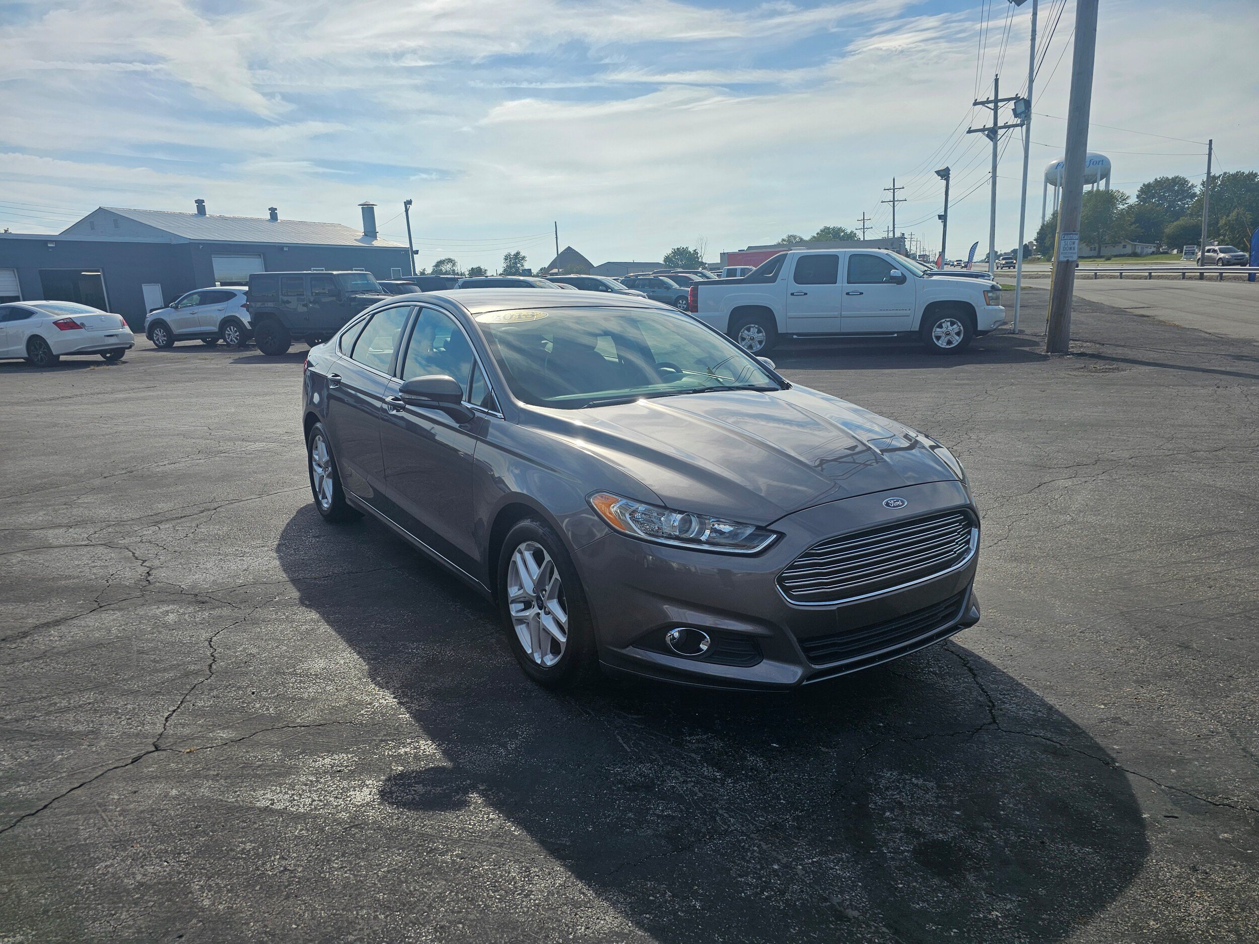 Used 2013 Ford Fusion SE FWD image 3