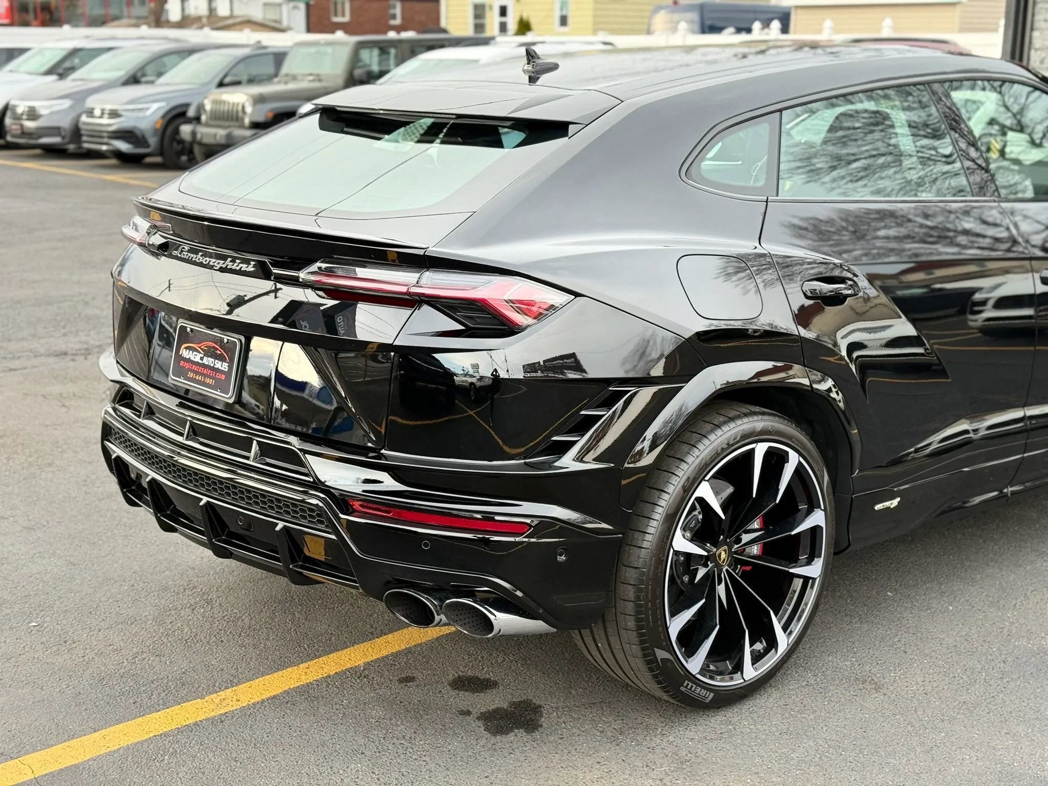 Used 2024 Lamborghini Urus S image 17