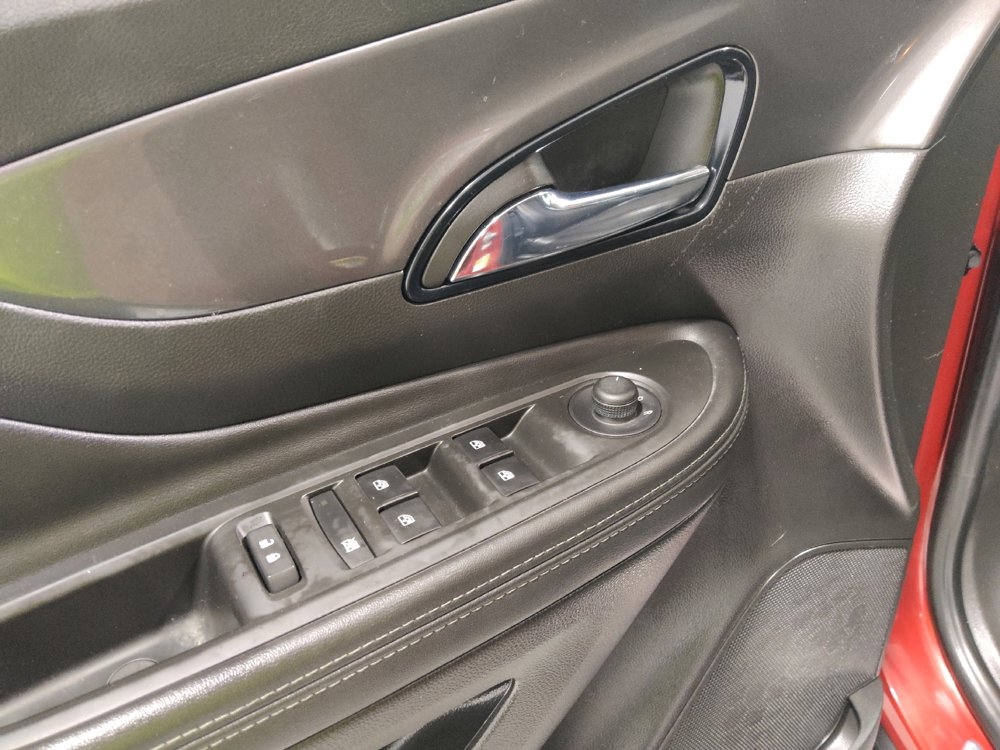 Used 2020 Buick Encore Preferred w/ Safety Package FWD image 27