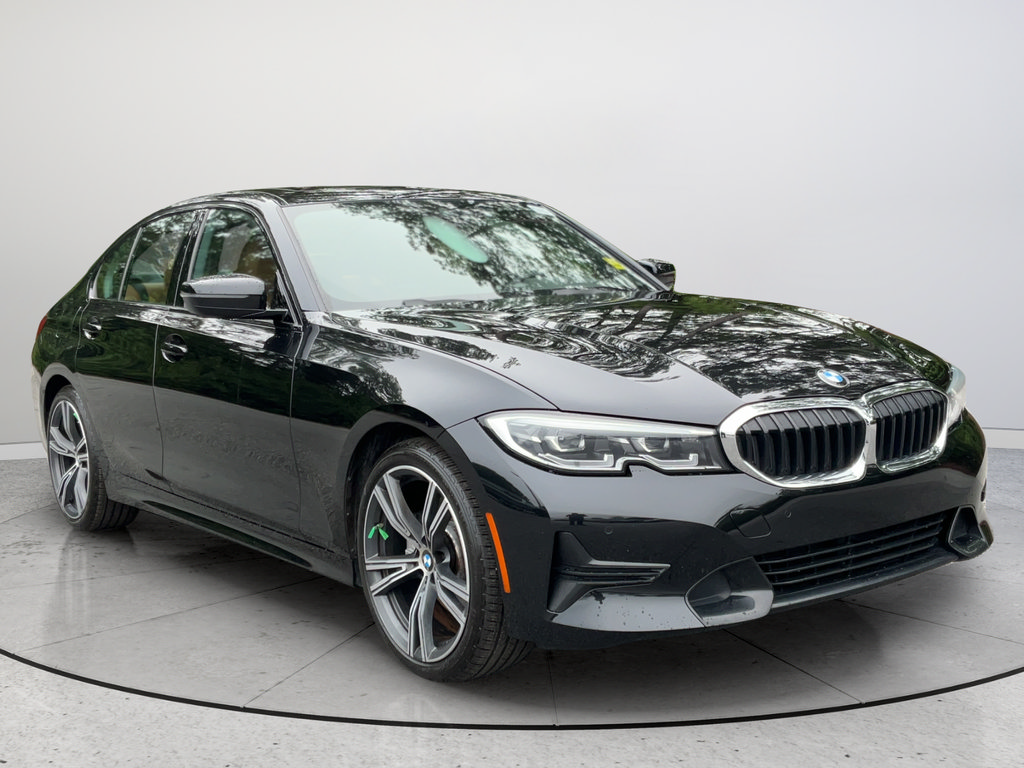 Used 2022 BMW 330i Sedan w/ Driving Assistance Package RWD image 1