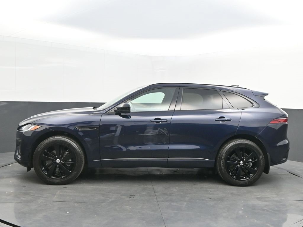 Used 2025 Jaguar F-PACE R-Dynamic S image 4