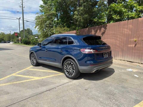 Used 2019 Lincoln Nautilus Reserve AWD/4WD image 16