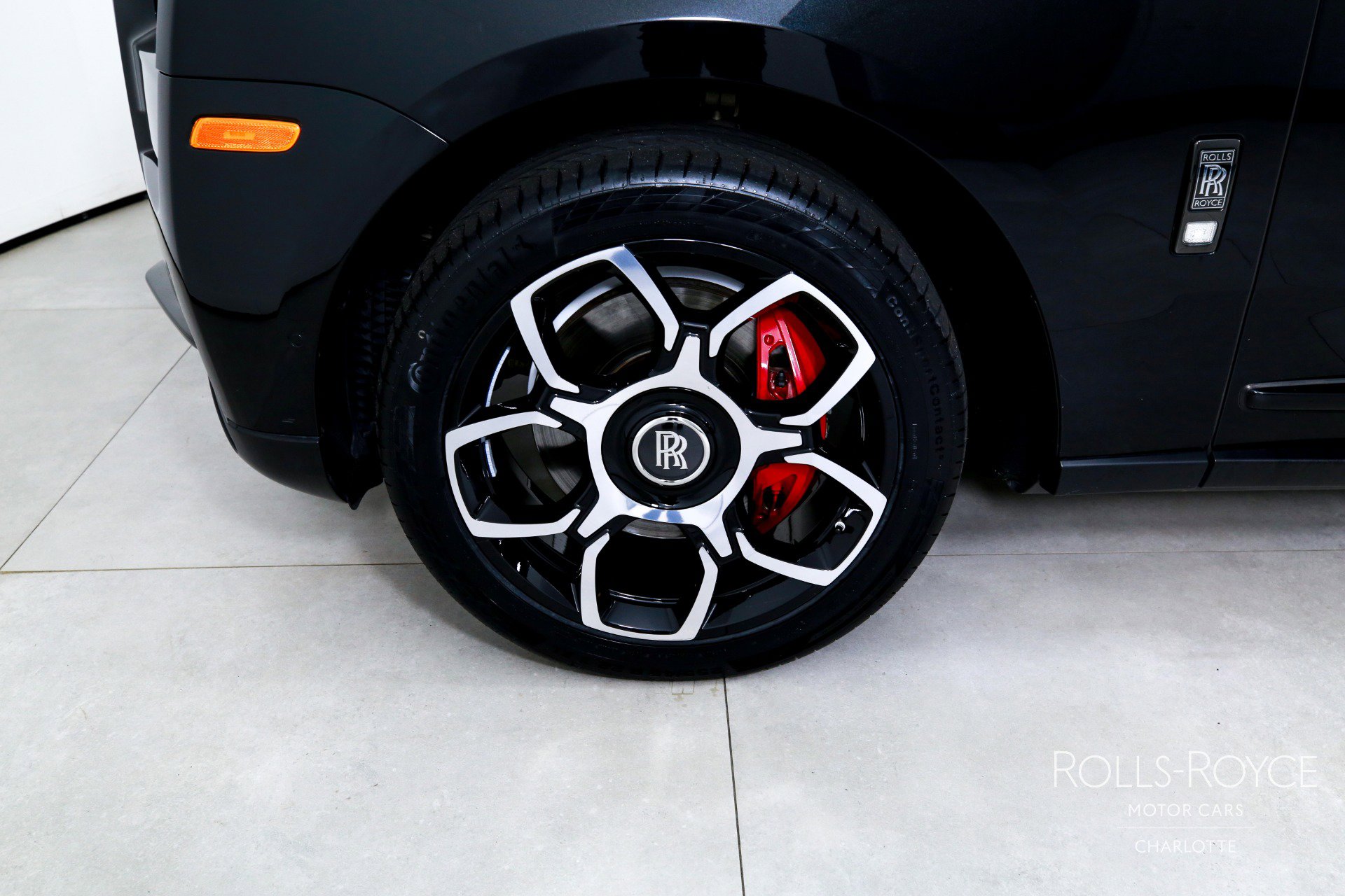 Used 2021 Rolls-Royce Cullinan Black Badge AWD/4WD image 42
