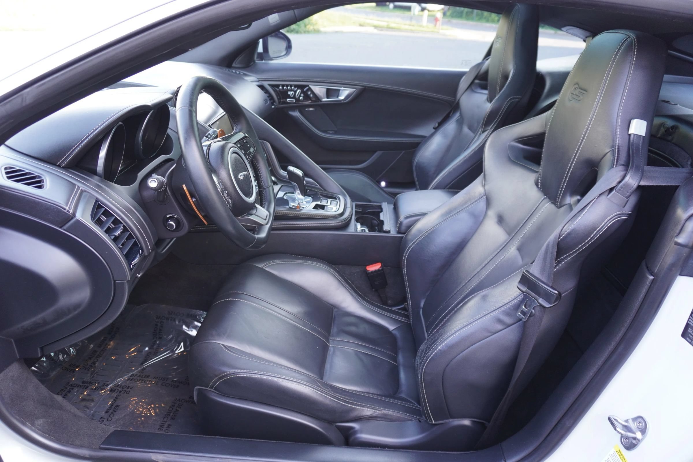 Used 2017 Jaguar F-TYPE S British Design Edition RWD image 9