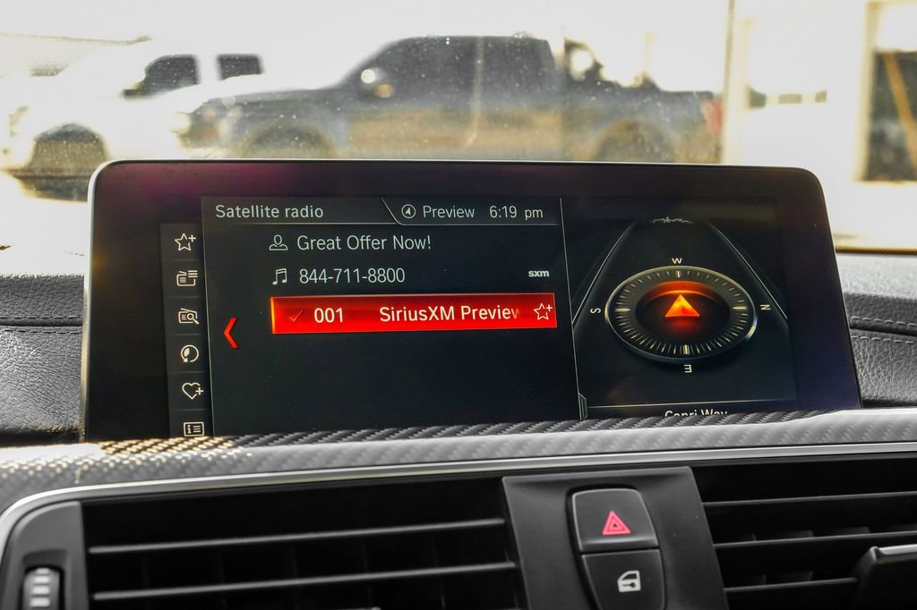 Used 2018 BMW M4 Convertible image 34