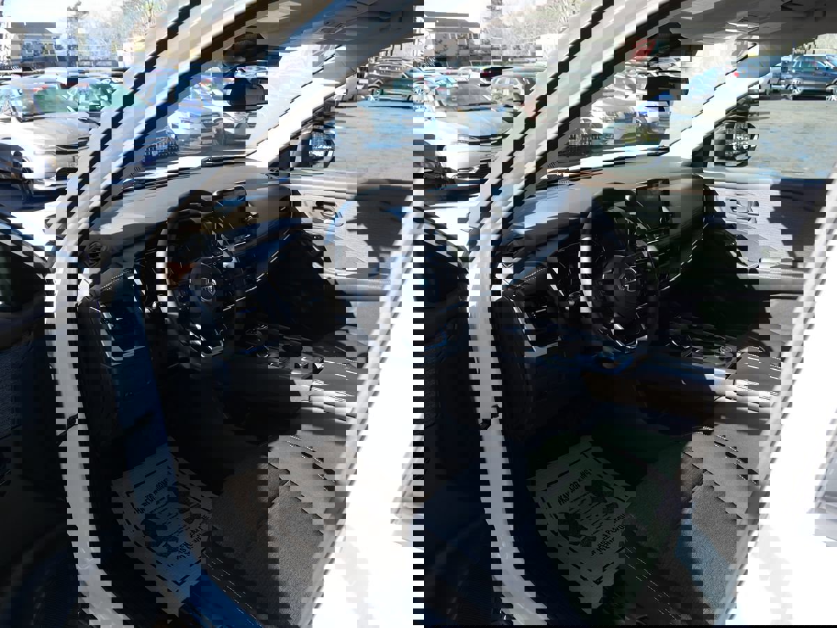 Used 2021 Nissan Rogue S image 9