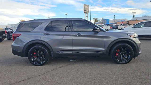 Used 2022 Ford Explorer ST w/ Equipment Group 401A image 9