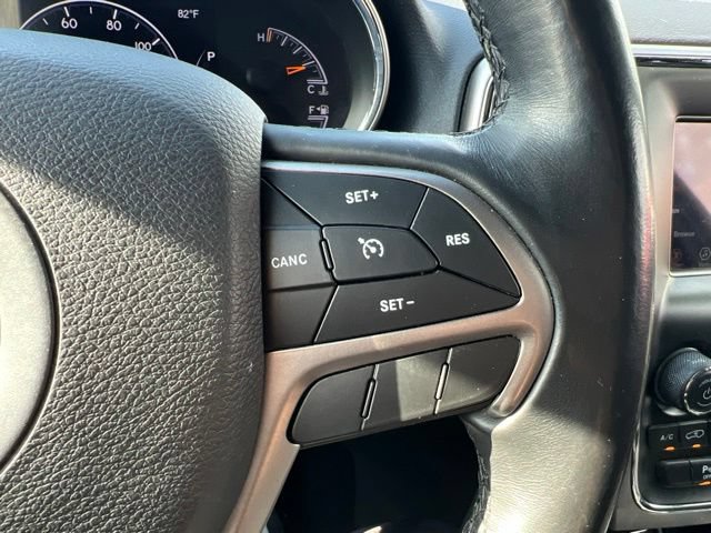 Certified 2020 Jeep Grand Cherokee Laredo AWD/4WD image 20