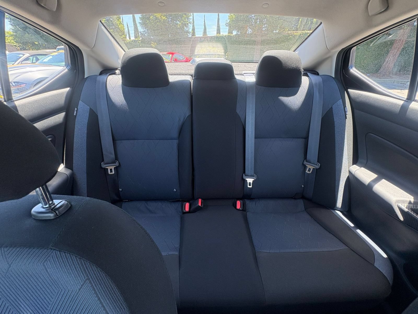 Used 2025 Nissan Versa SV FWD image 36