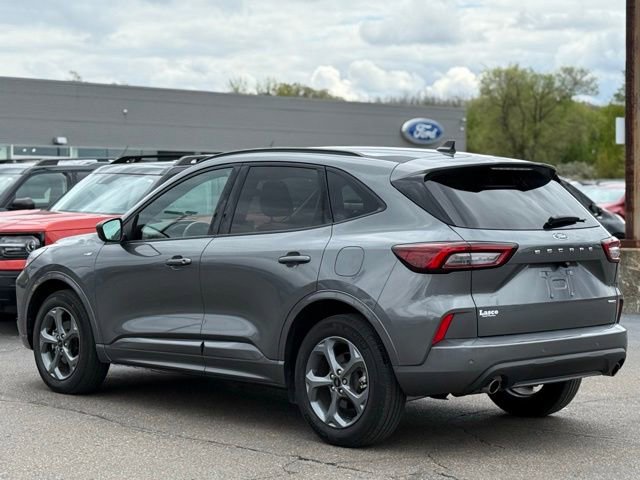 Used 2024 Ford Escape ST-Line w/ Tech Pack #1 AWD/4WD image 40