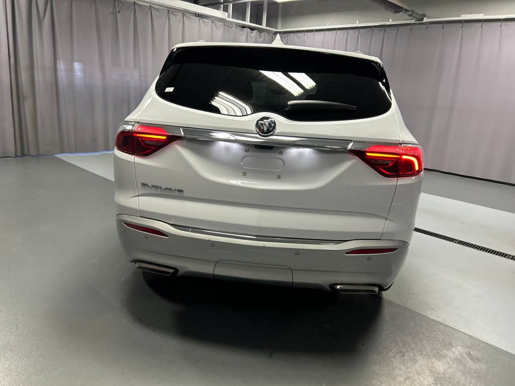 Used 2023 Buick Enclave Essence FWD image 6