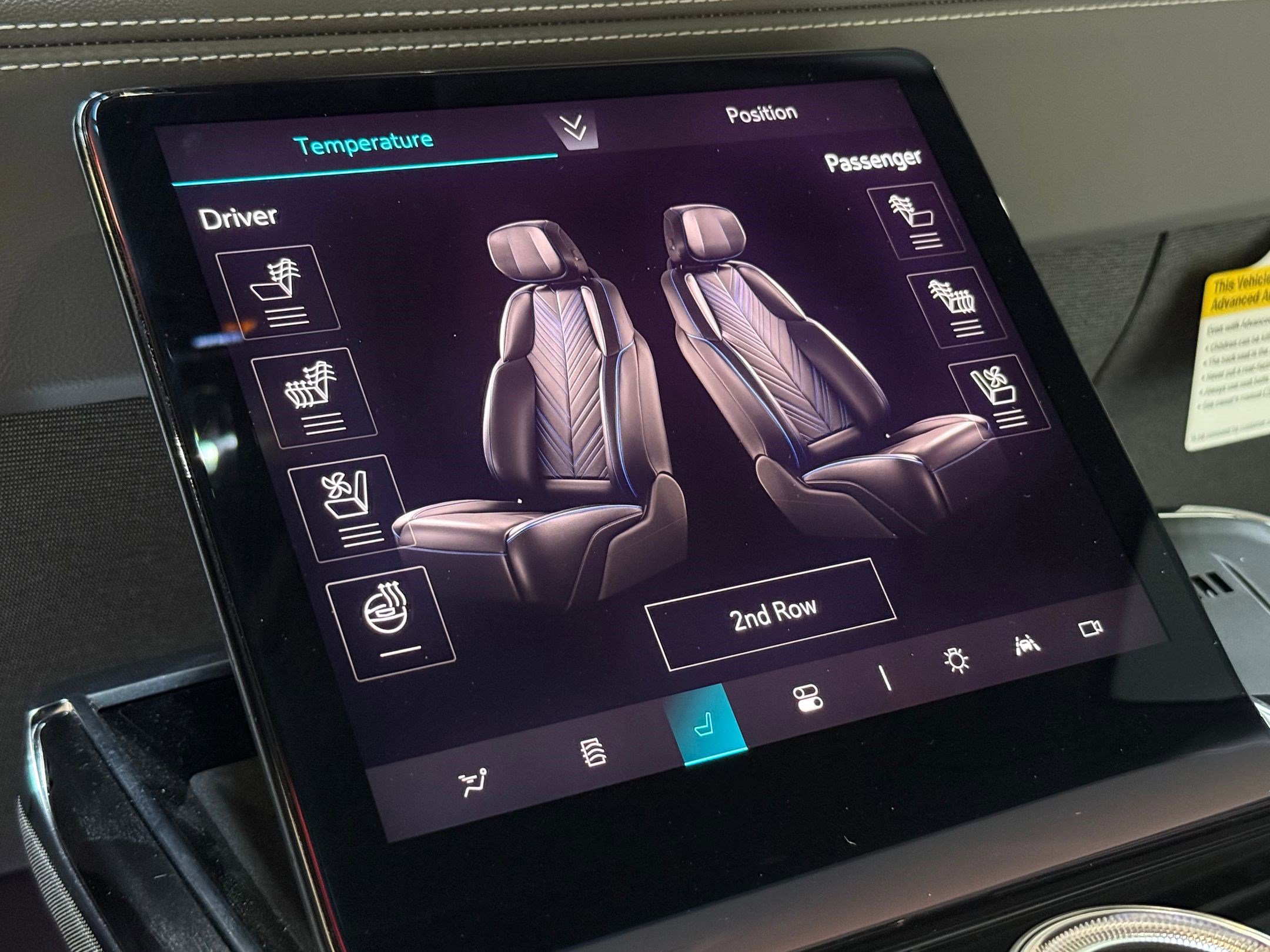 New 2025 Cadillac Escalade IQ Luxury 1 w/ Smart Trailering package image 36