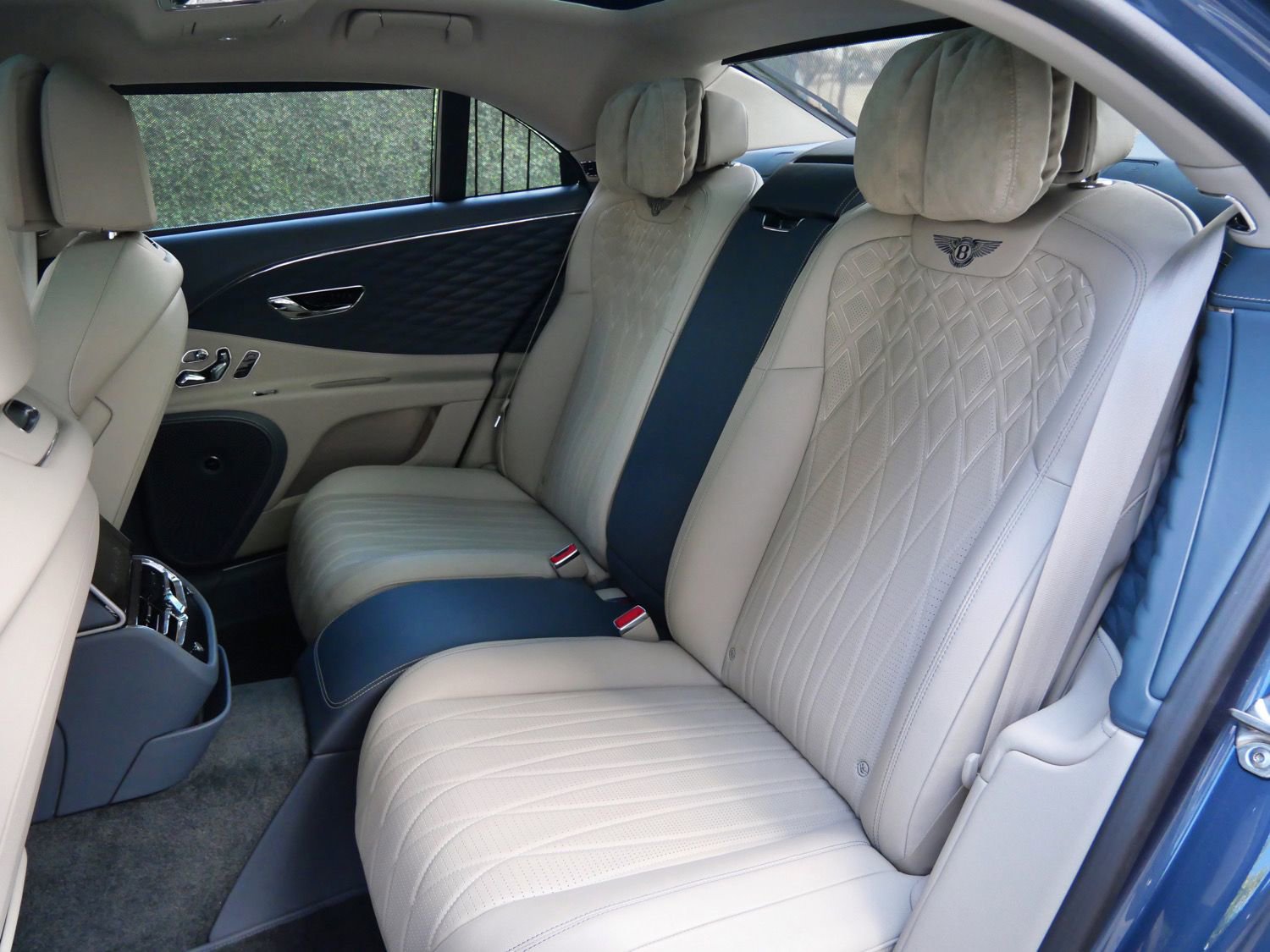 Used 2021 Bentley Flying Spur W12 AWD/4WD image 24