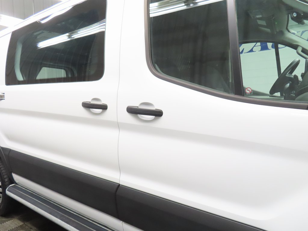 Used 2024 Ford Transit 250 Low Roof AWD w/ Exterior Upgrade Package image 23