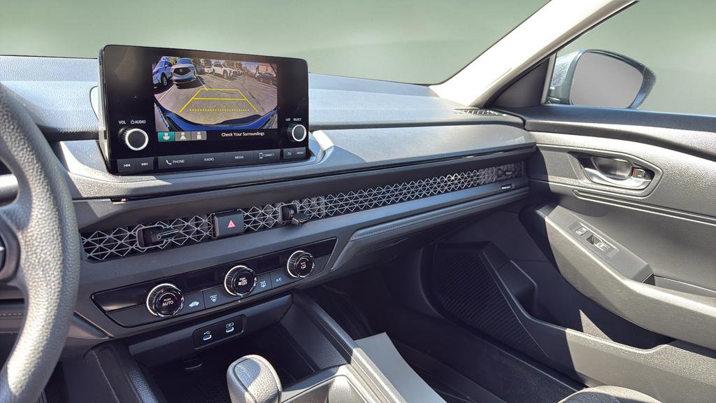 Used 2025 Honda Accord LX image 25