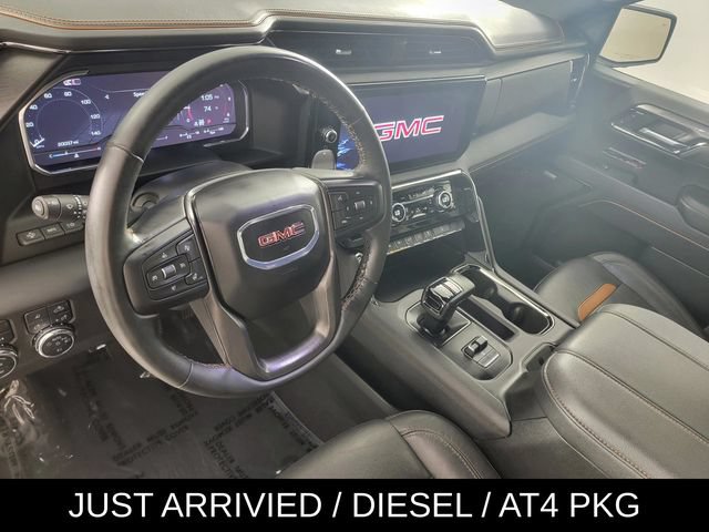 Used 2024 GMC Sierra 1500 AT4 w/ Technology Package AWD/4WD image 12