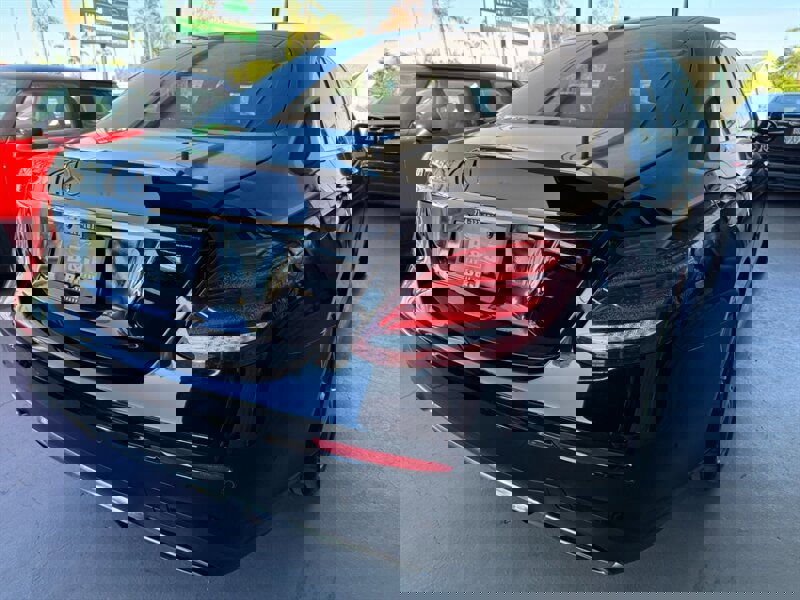 Used 2017 Mercedes-Benz E 300 image 10