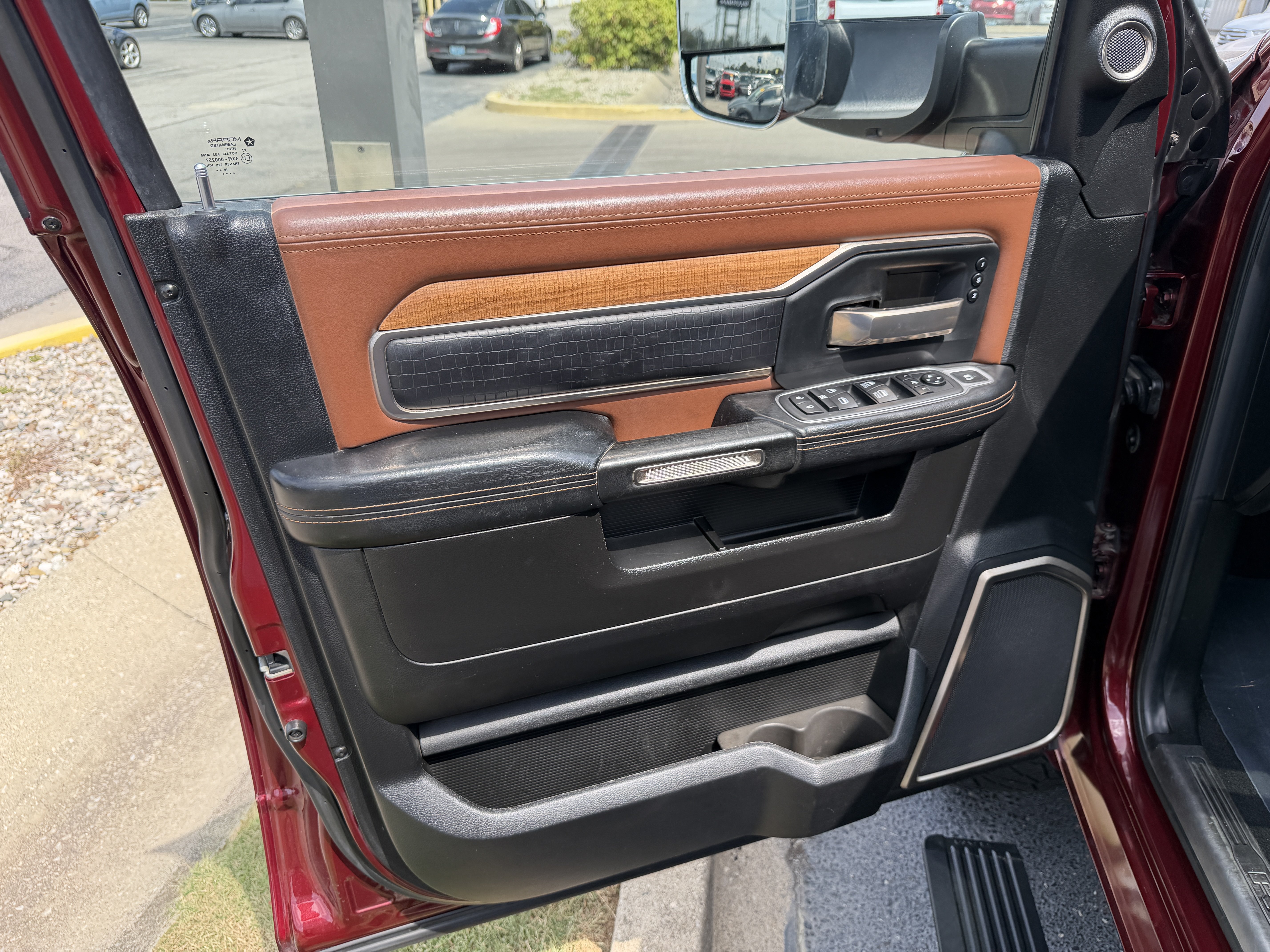 Used 2019 RAM 3500 Limited AWD/4WD image 11
