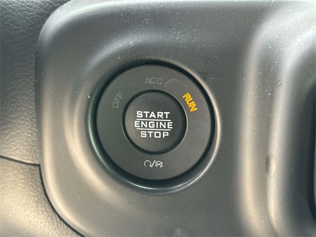 Used 2022 Jeep Gladiator Rubicon w/ Cold Weather Group image 25