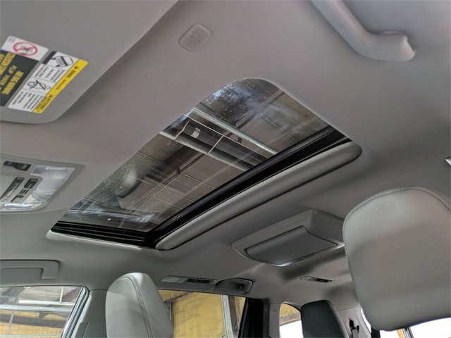 Used 2019 Toyota Highlander Limited image 14