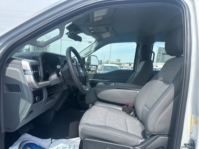 New 2025 Ford F250 XL w/ STX Appearance Package image 28