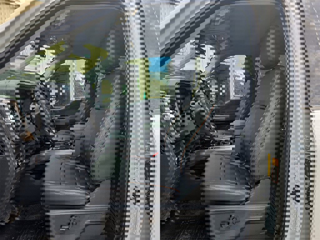 New 2026 Ford F250 Lariat image 14