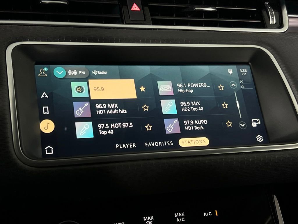 Used 2023 Land Rover Range Rover Evoque S image 16