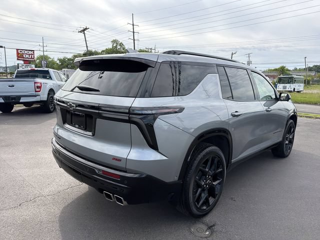 Used 2026 Chevrolet Traverse RS AWD/4WD image 3