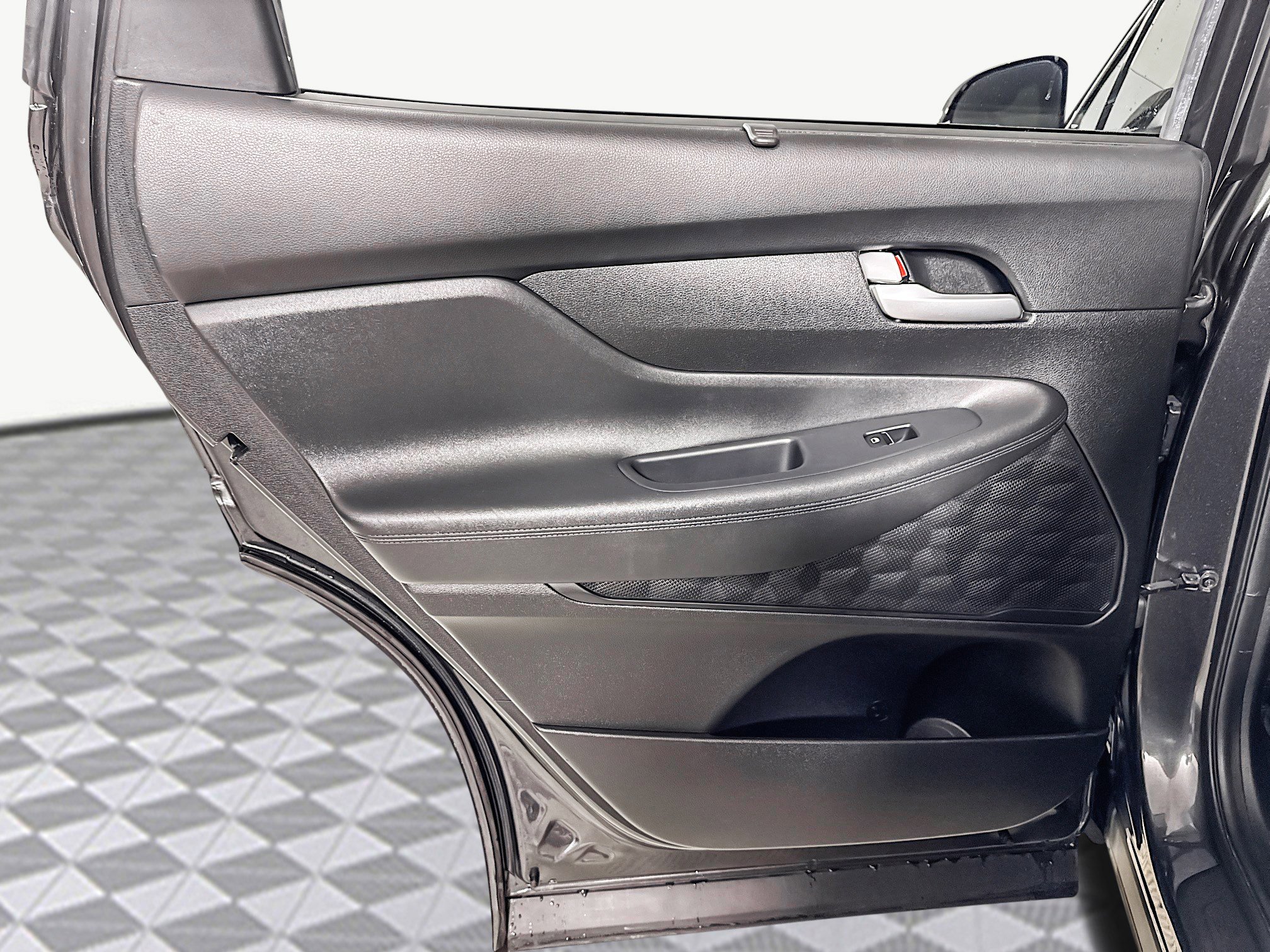 Used 2021 Hyundai Santa Fe SEL w/ Convenience Package image 26