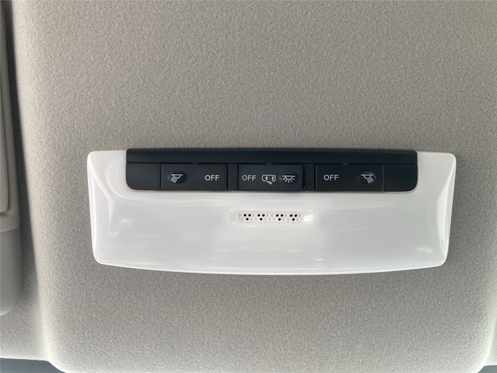 New 2025 Nissan Versa SV image 27