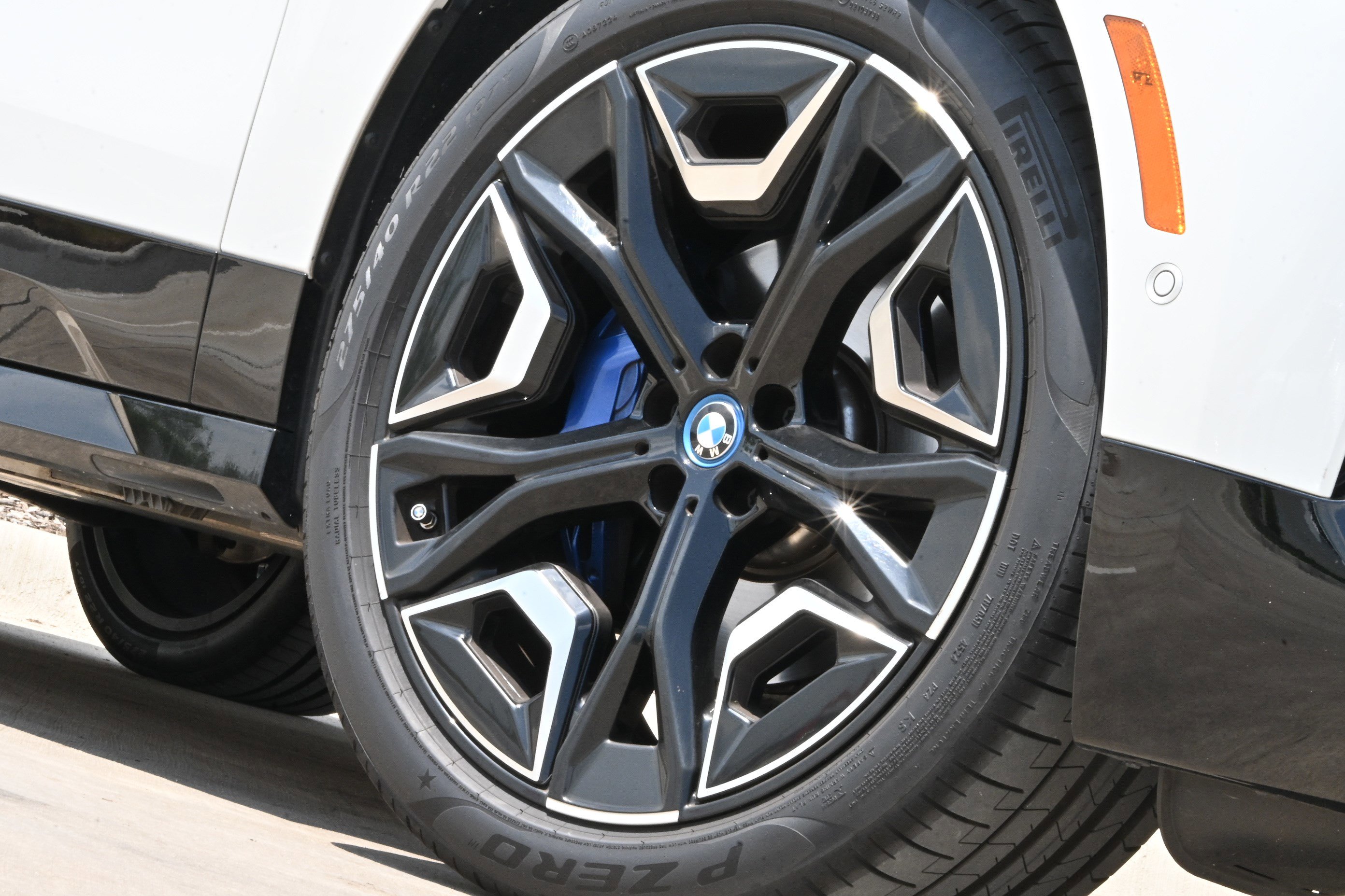 Certified 2024 BMW iX xDrive50 w/ Sport Package AWD/4WD image 11