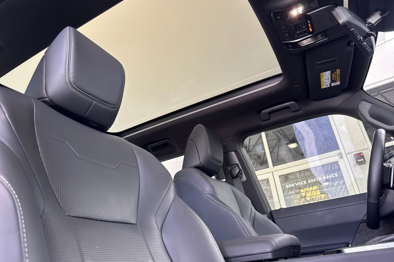 Certified 2024 Lexus GX 550 w/ Accessory Package (Z1) AWD/4WD image 22