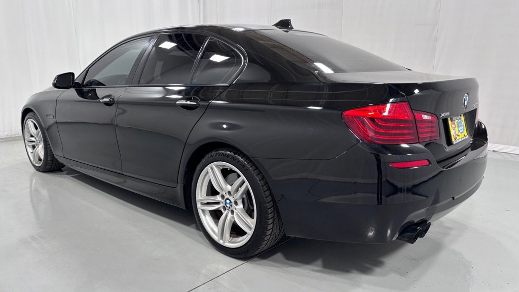 Used 2016 BMW 550i xDrive Sedan AWD/4WD image 7