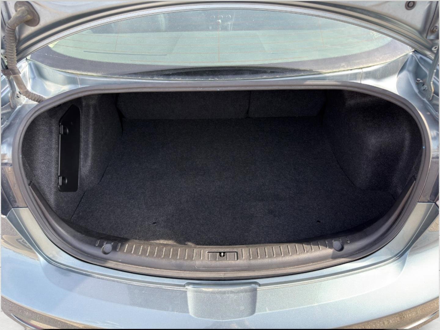 Used 2013 MAZDA MAZDA3 i Touring image 23