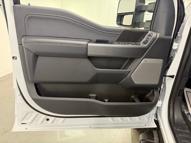 New 2025 Ford F250 Lariat w/ Lariat Ultimate Package AWD/4WD image 15