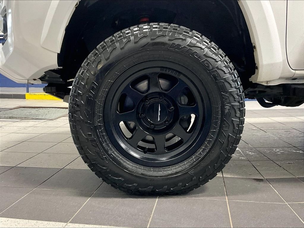 Certified 2022 Toyota Tacoma TRD Sport w/ Technology Package AWD/4WD image 7