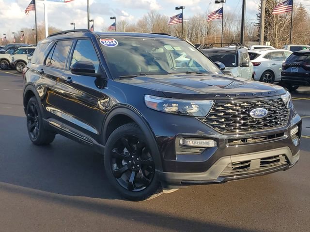 Used 2024 Ford Explorer ST-Line w/ Class IV Trailer Tow Package