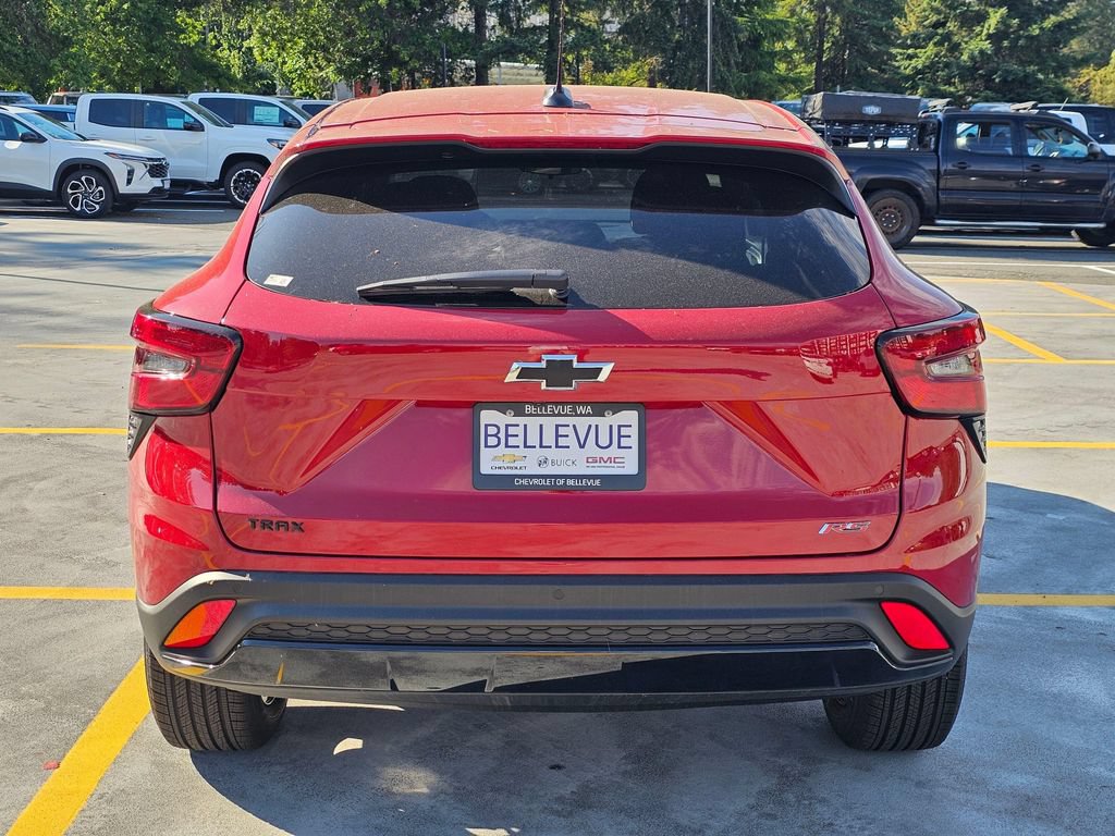 New 2026 Chevrolet Trax RS w/ Driver Confidence Package FWD image 4