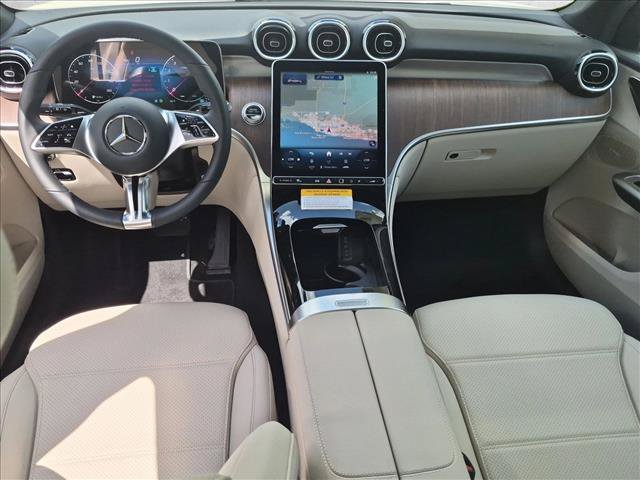 New 2027 Mercedes-Benz GLC 300 image 13